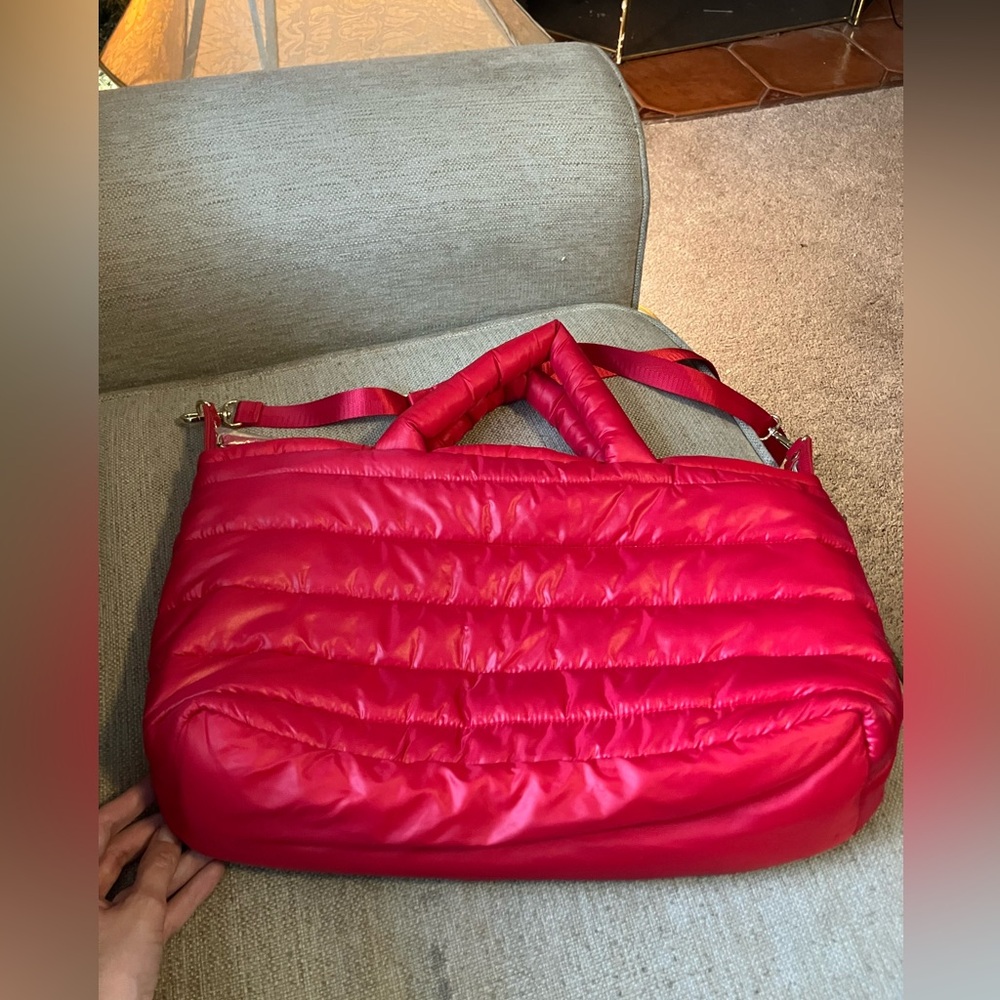 Red puffer purse
